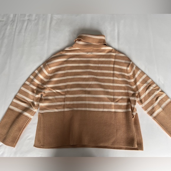 Turtleneck Sweater - Picture 6 of 8